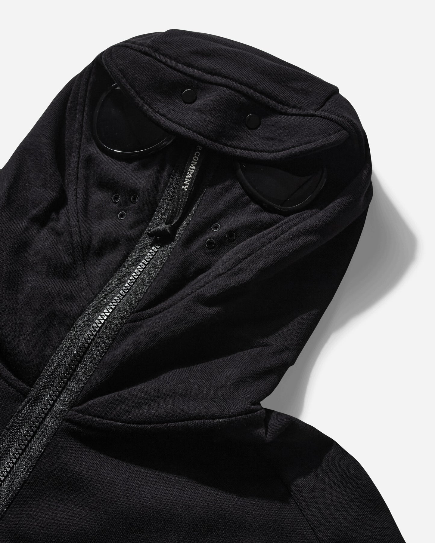 C.P. Company Diagonal Raised Fleece Goggle Zipped Hooded Sweatshirt Black Sweatshirts Hoodies 17CMSS141A005086W 999