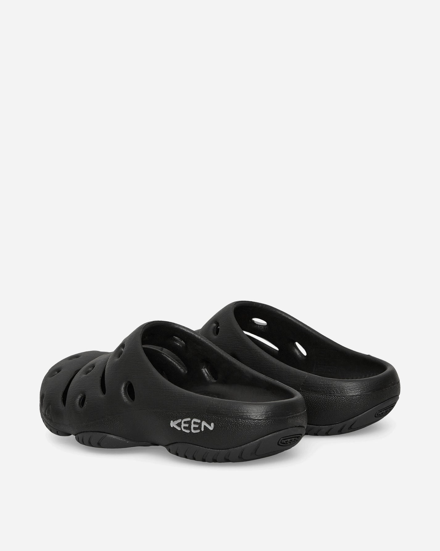 Keen Yogui Black/Magnet Sandals and Slides Slides 1028957 001