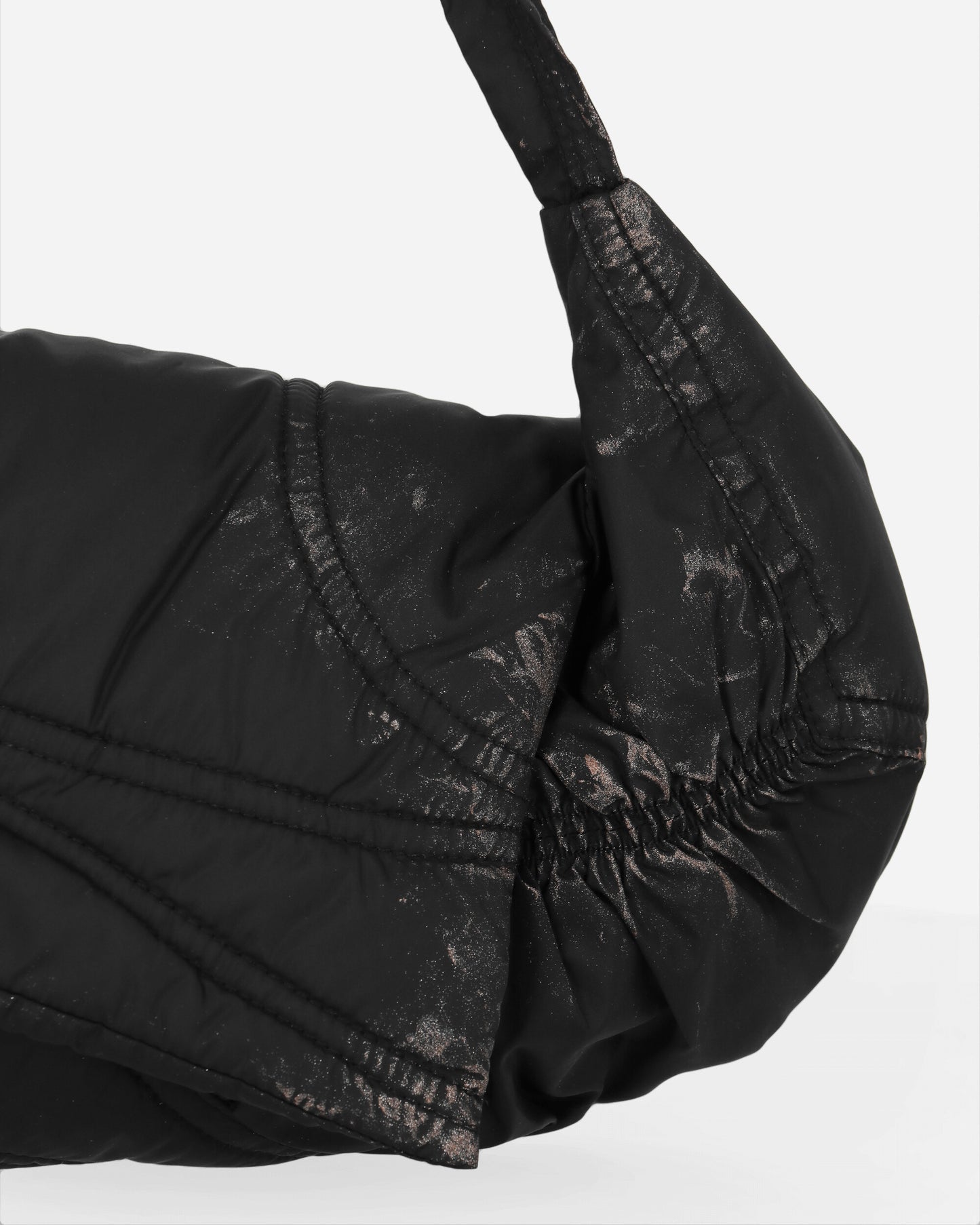 Mainline:RUS/Fr.CA/DE Wmns Nylon Bag With Bronze Smudges Black Bags and Backpacks Shoulder Bags AW24PILLO PILLOWBL