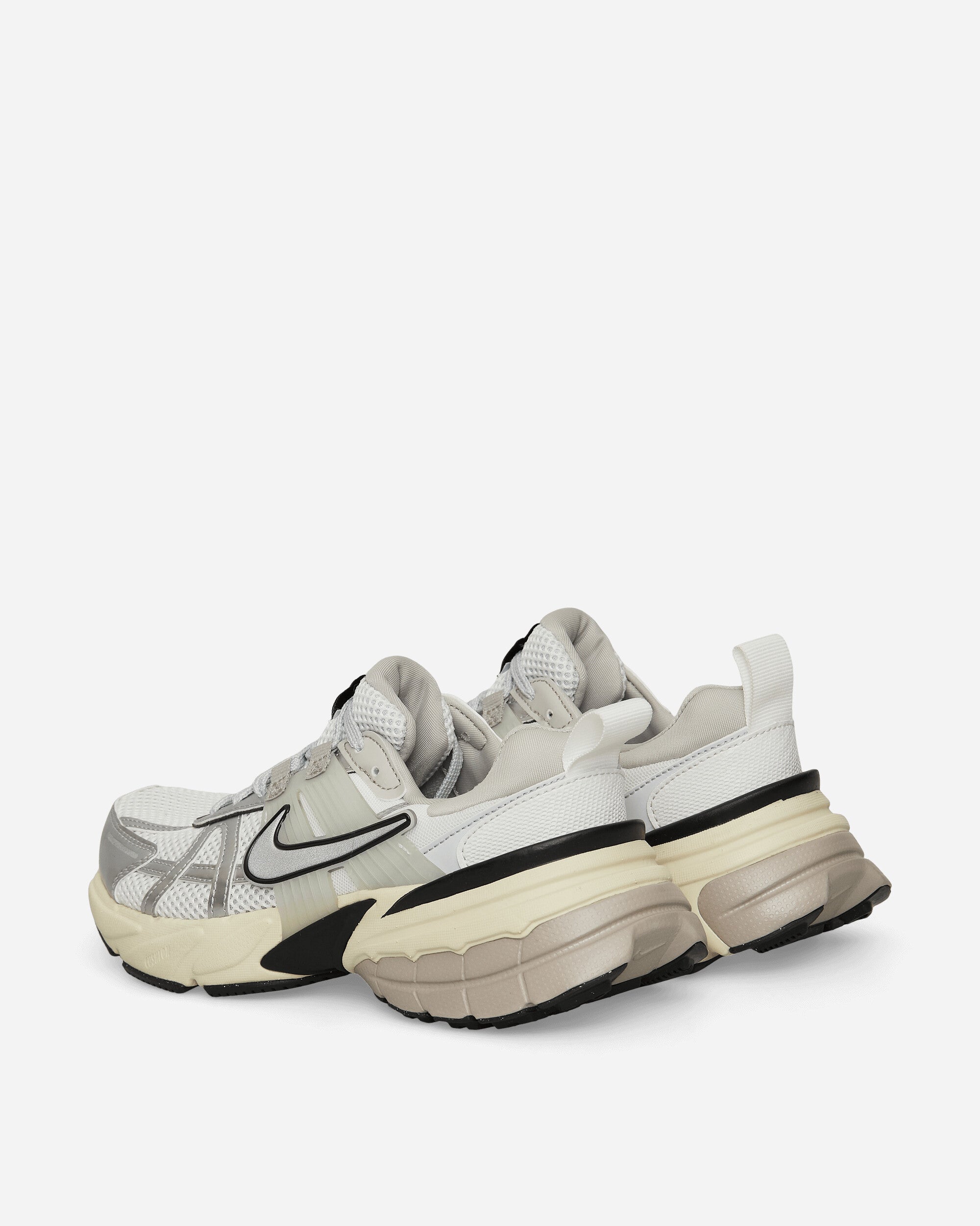 Nike Wmns W Nike V2K Run Summit White/Met. Silver Sneakers Low FD0736-100