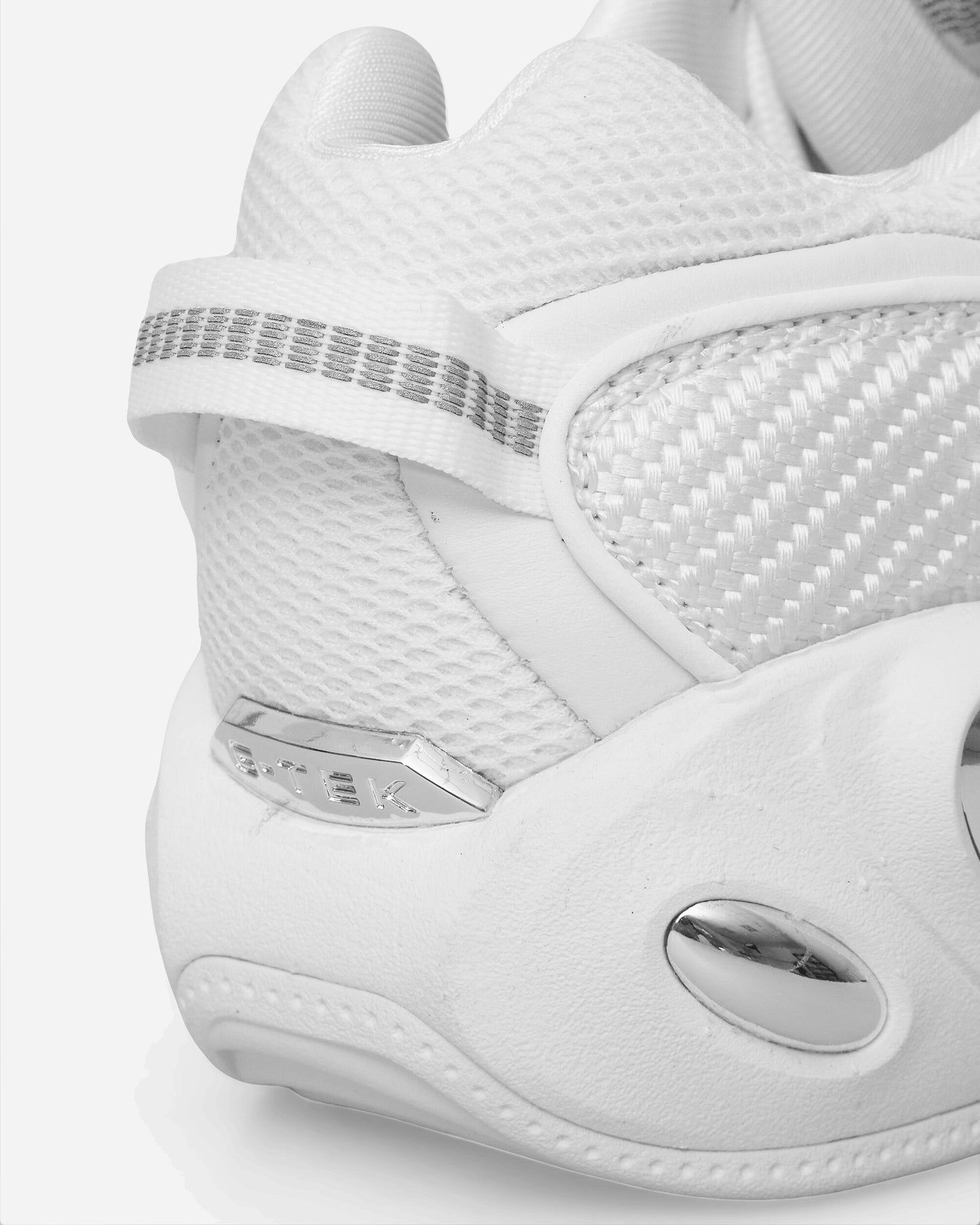 Nike Nocta Glide White/Chrome Sneakers Mid DM0879-100