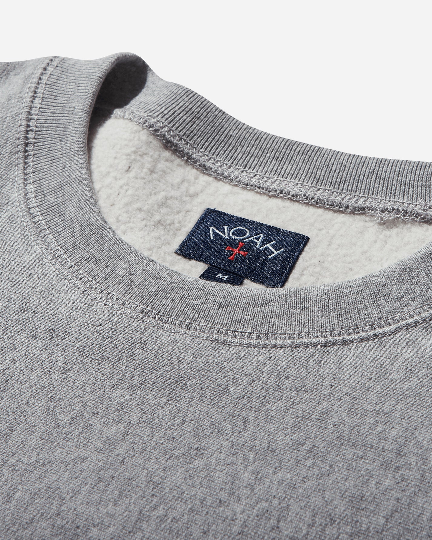 Noah Classic Crewneck Heather Grey Sweatshirts Crewneck SS1NOAH HGY