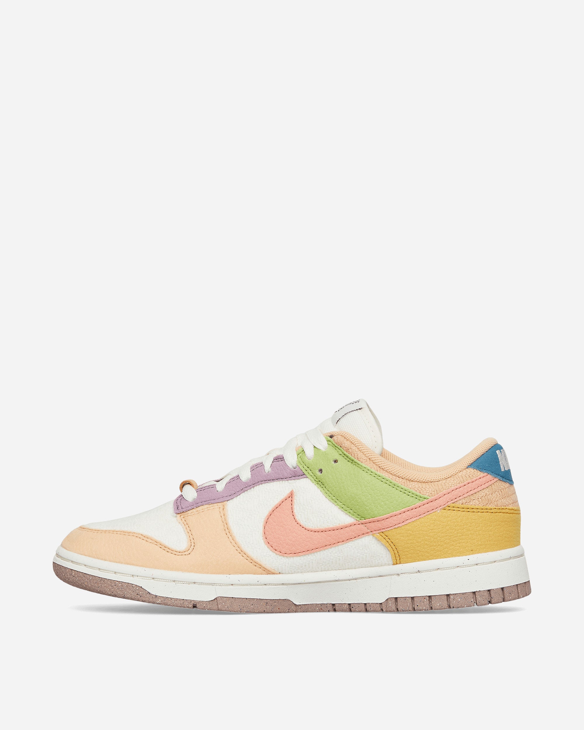 Nike Wmns Dunk Low Se Sail/Sanded Gold Sneakers Low DQ0265-100
