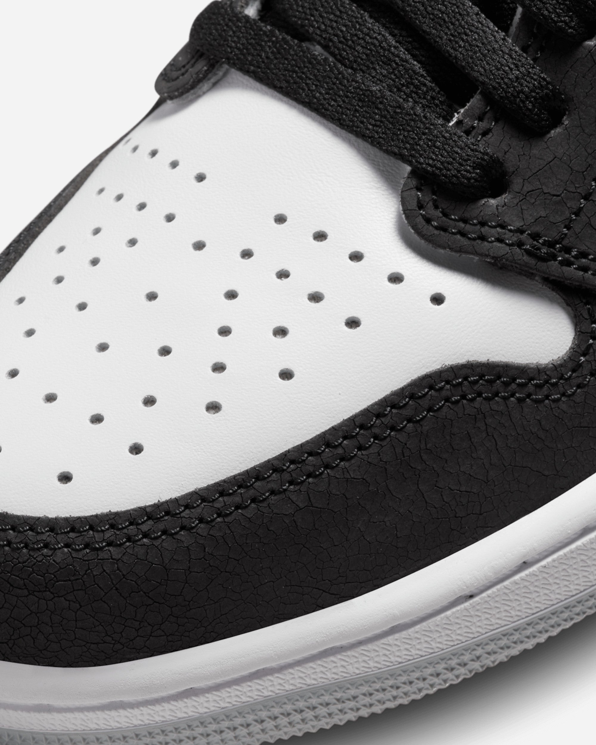 Nike Jordan Air Jordan 1 Retro High Og White/Bleached Coral Sneakers High 555088-108