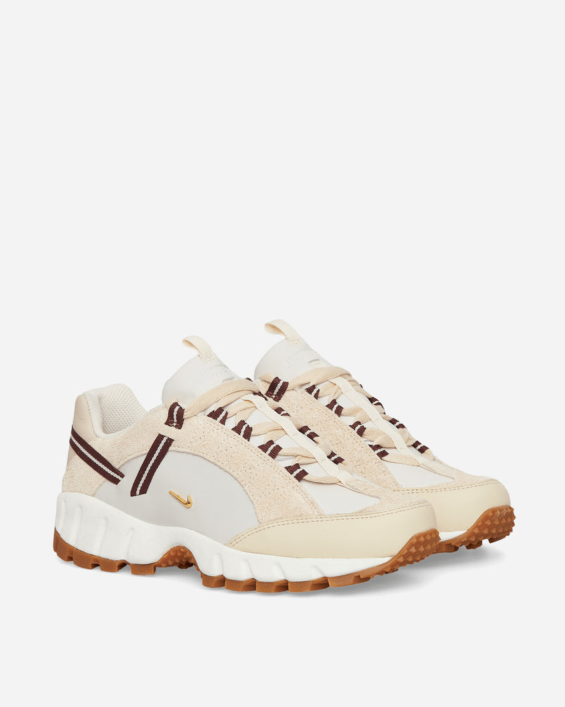Nike Special Project Wmns Air Humara Lx Light Bone/Gold Sneakers Low DR0420-001