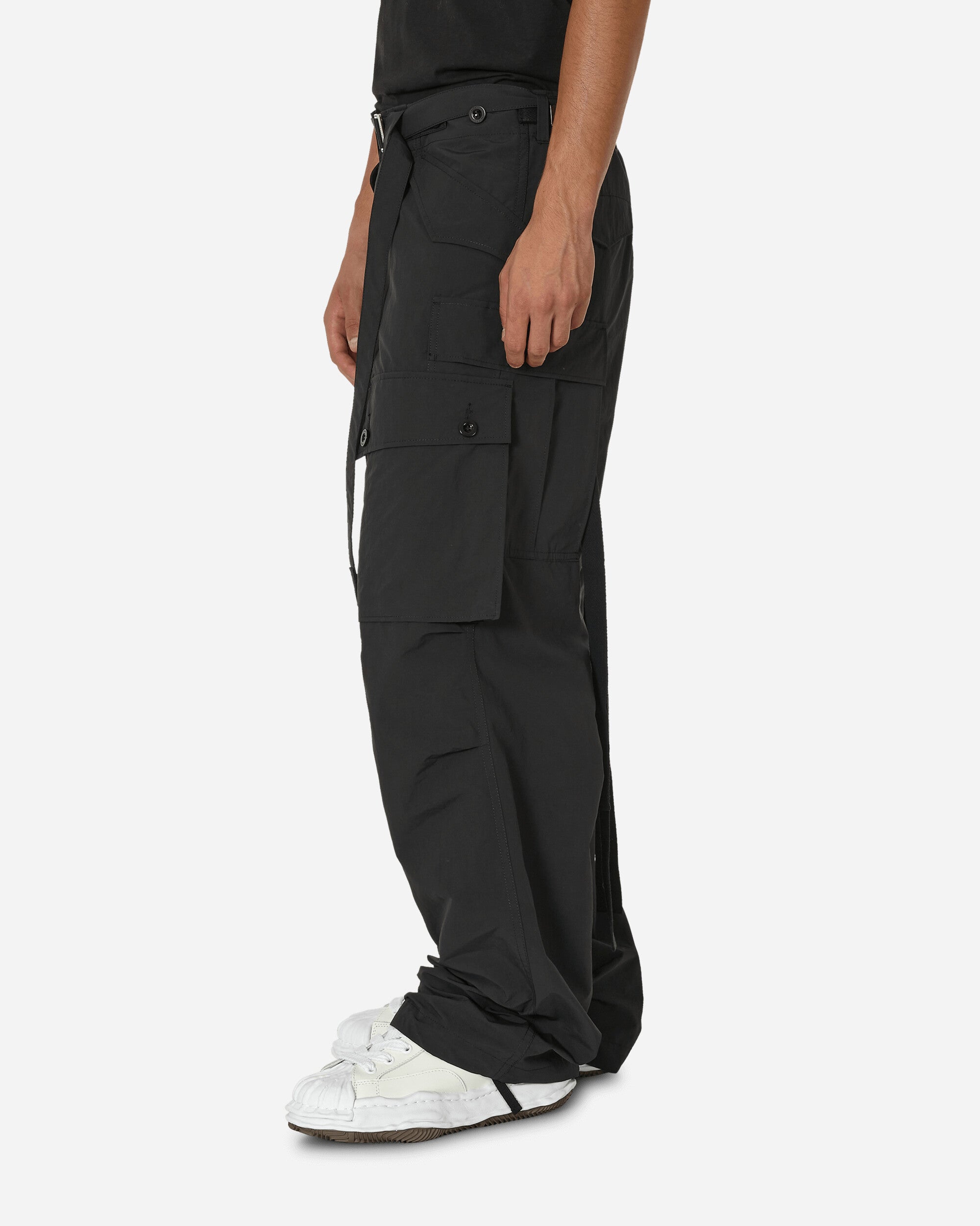 sacai Matte Taffeta Pants Black Pants Cargo 23-03142M 001
